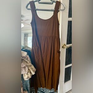 Elegant Brown Sleeveless Dress